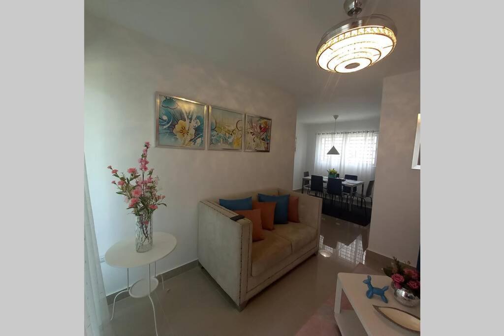 Confortable Apartamento De 3 Tres Habitaciones, Con Hermosa Vista De Area Verde, Ademas De Piscinas Y Juegos Infantiles En Area Recreativa Santiago De Los Caballeros Εξωτερικό φωτογραφία